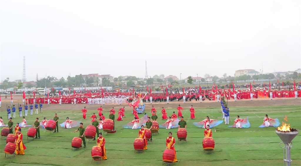 Anh-tin-bai